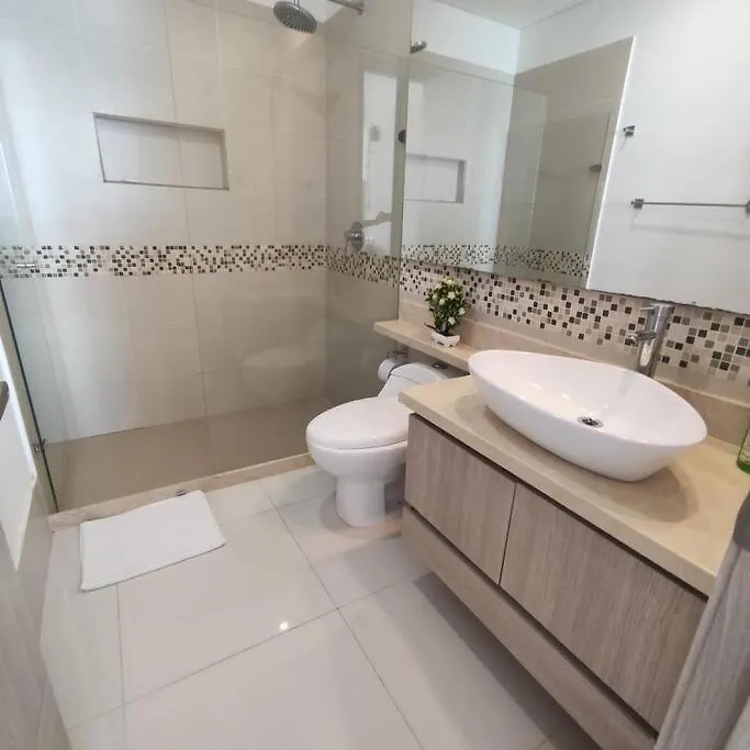 Appartement Palmeto Sunset Moderno Frente Al Mar Piso 26 Pisina, Gym, Jacuzzi à Cartagène