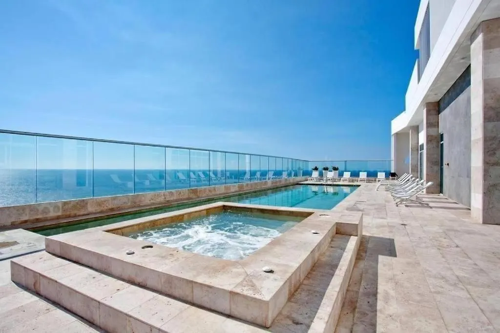 Appartement Palmeto Sunset Moderno Frente Al Mar Piso 26 Pisina, Gym, Jacuzzi à Cartagène